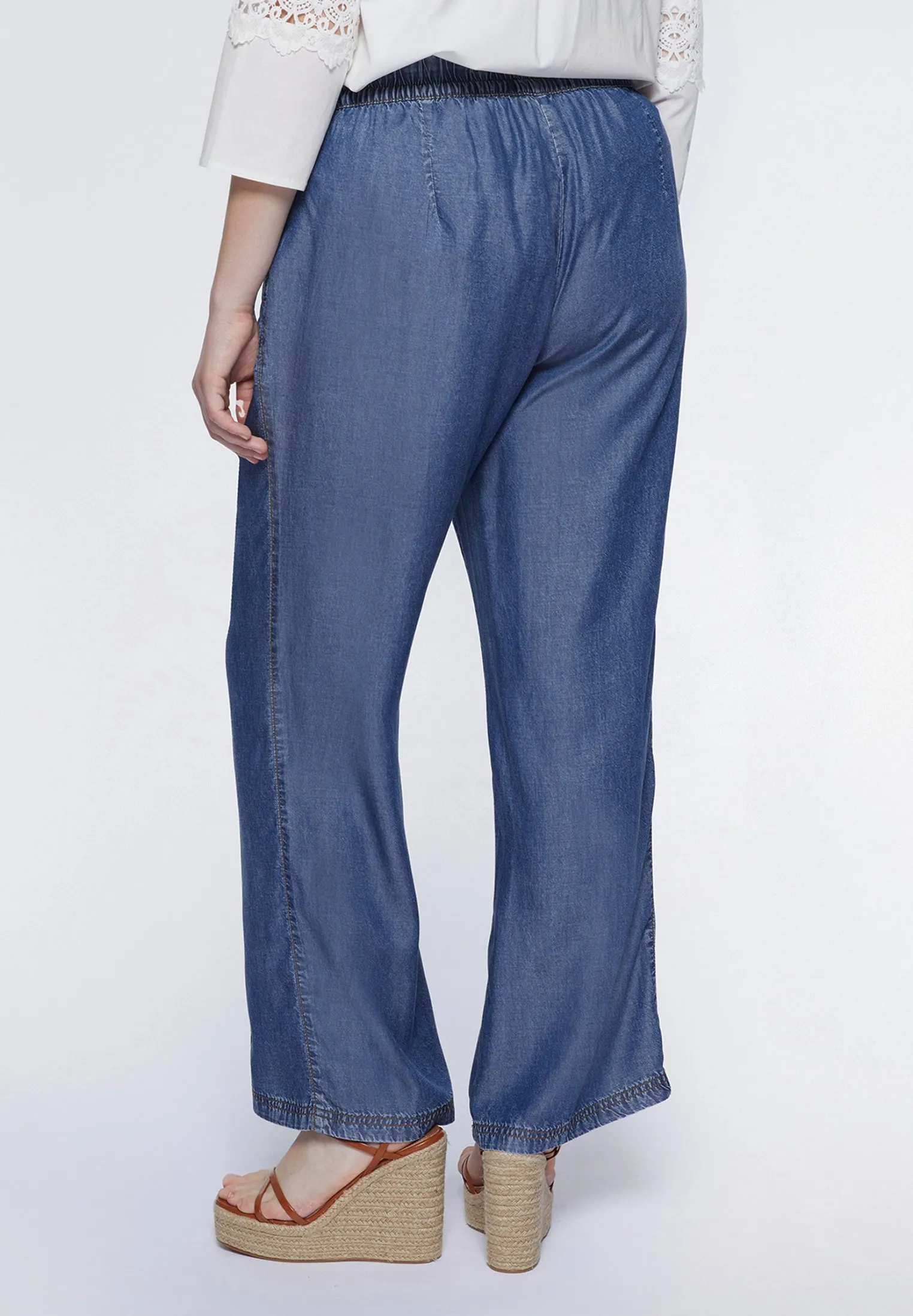 AMPI - Jeans a zampa